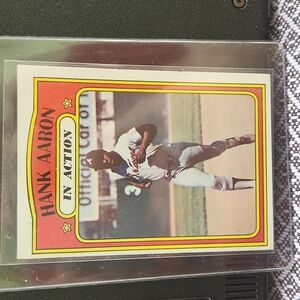 1972 Topps In Action Hank Aaron #300